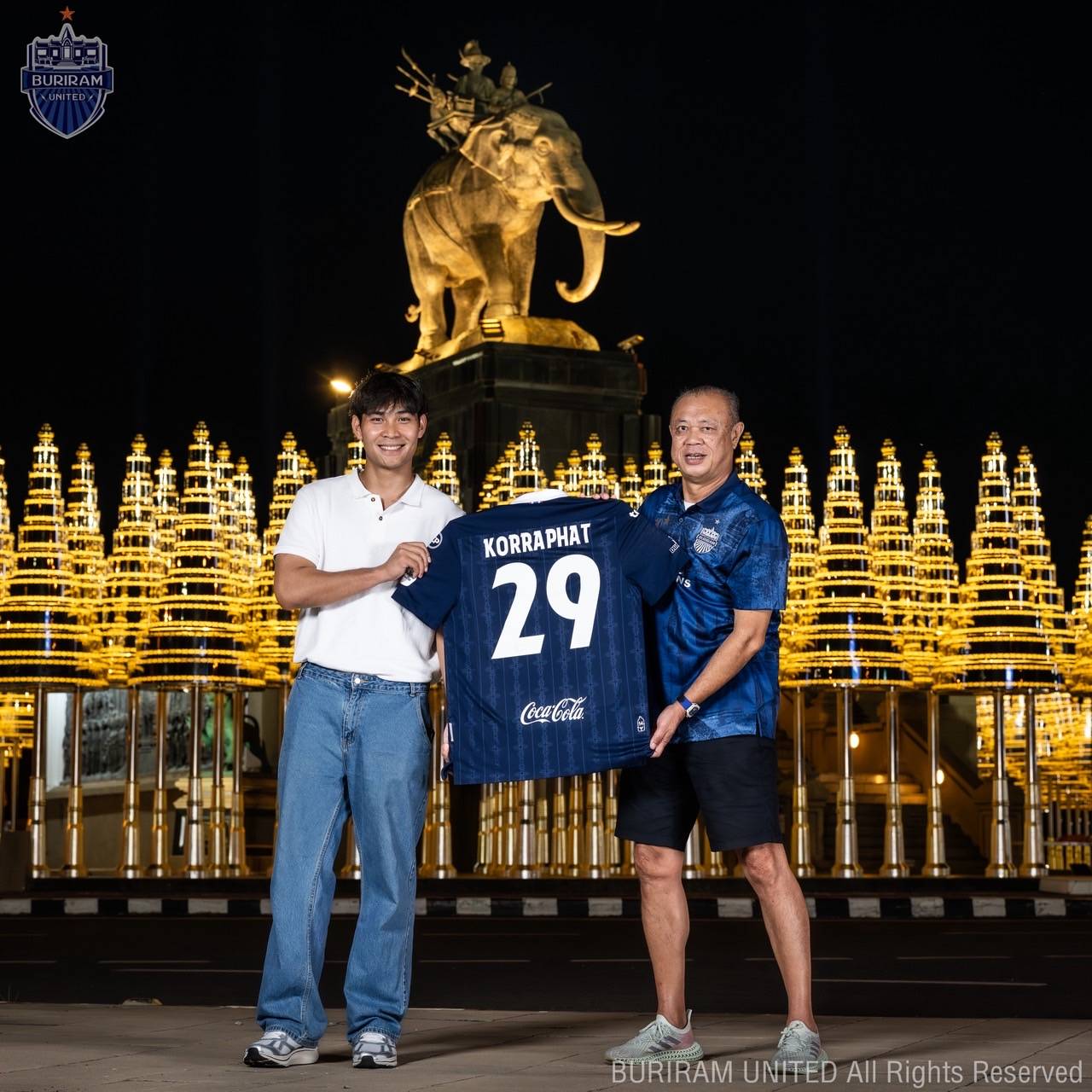 OFFICIAL!!! ปราสาทสายฟ้า เปิดตัว กรพัฒน์ นารีจันทร์ ผู้รักษาประตู ร่วมทัพ สู้ศึกฤดูกาล 2025/26