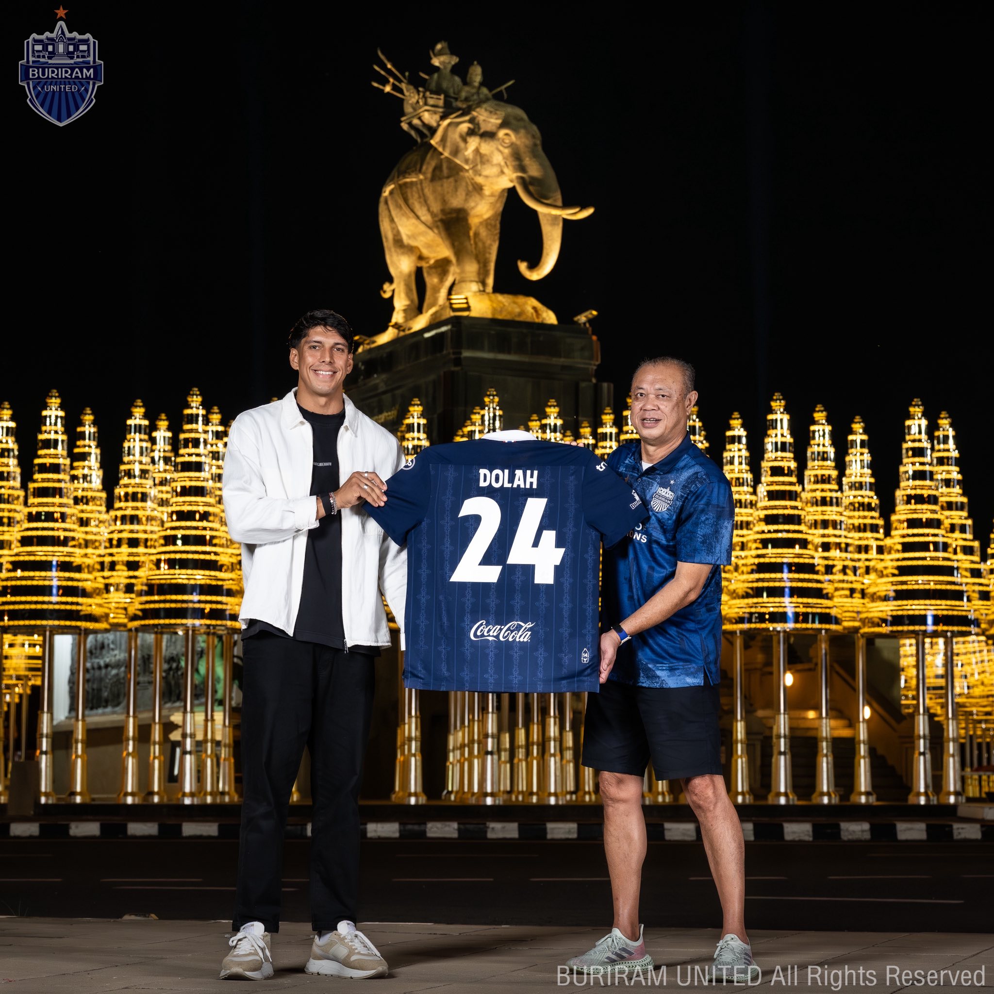 OFFICIAL!!! ปราสาทสายฟ้า เปิดตัว เอเลียส ดอเลาะ ปราการหลังร่างใหญ่ ทีมชาติไทย ร่วมทัพ